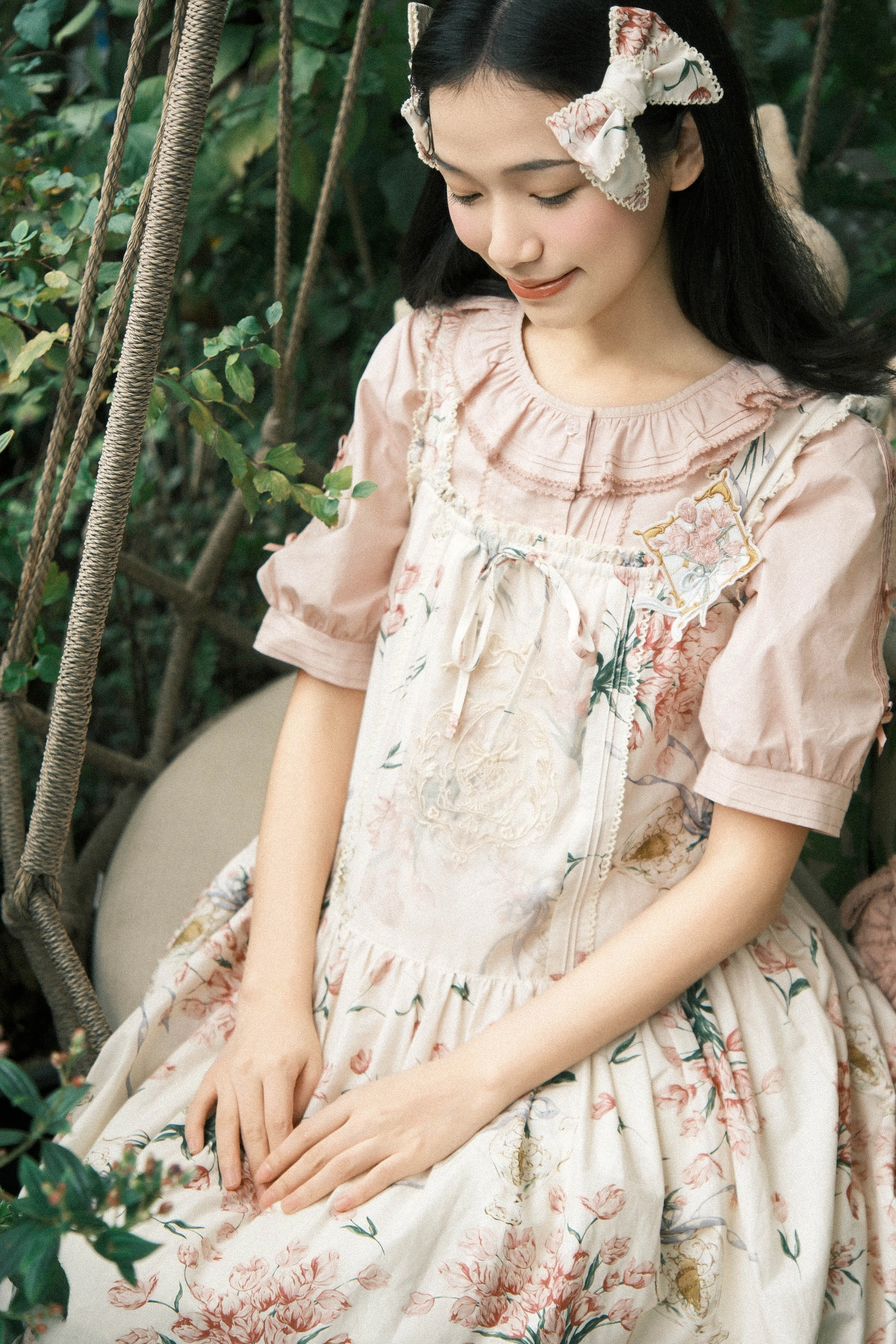 [YITUYU艺图语]2025.02.16 朦胧郁金香 Zzzhen 1